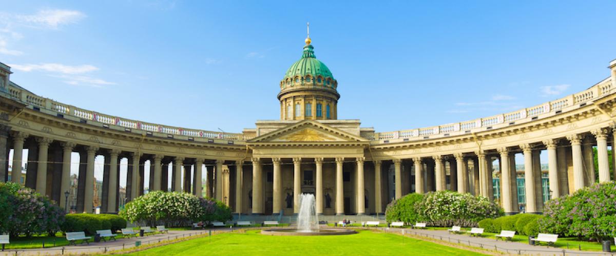 Kazan Cathedral in St. Petersburg I Lähialuematkat Russian Tours